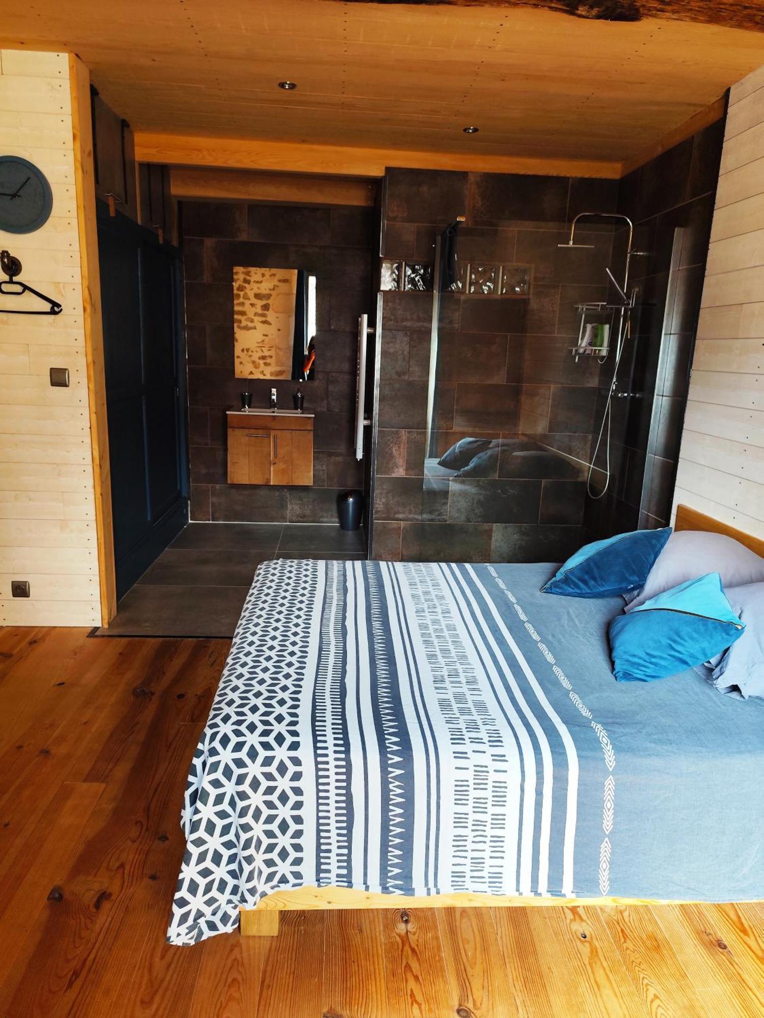 La Renovee D'Antan Hotel Avallon Bagian luar foto