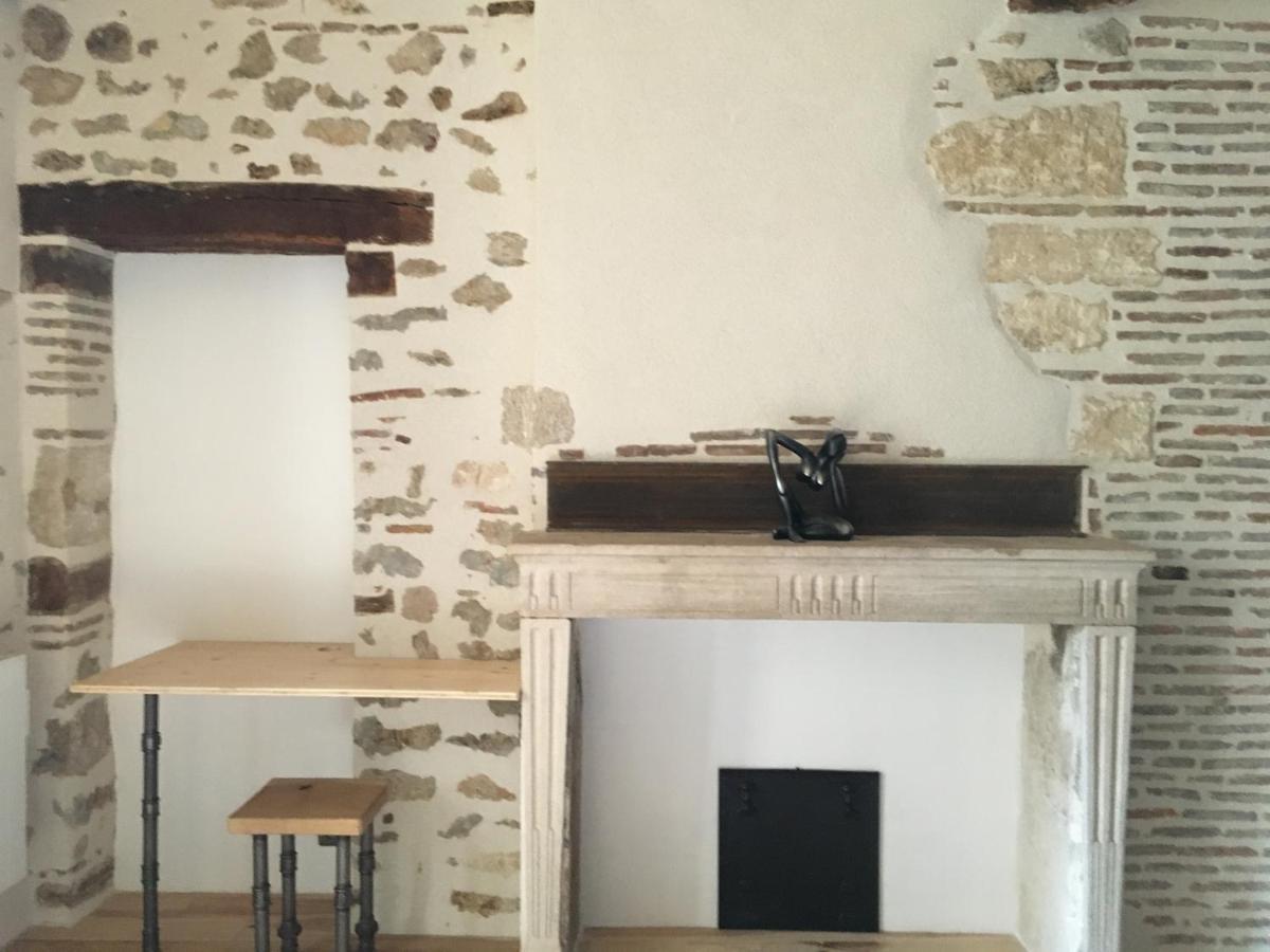 La Renovee D'Antan Hotel Avallon Bagian luar foto